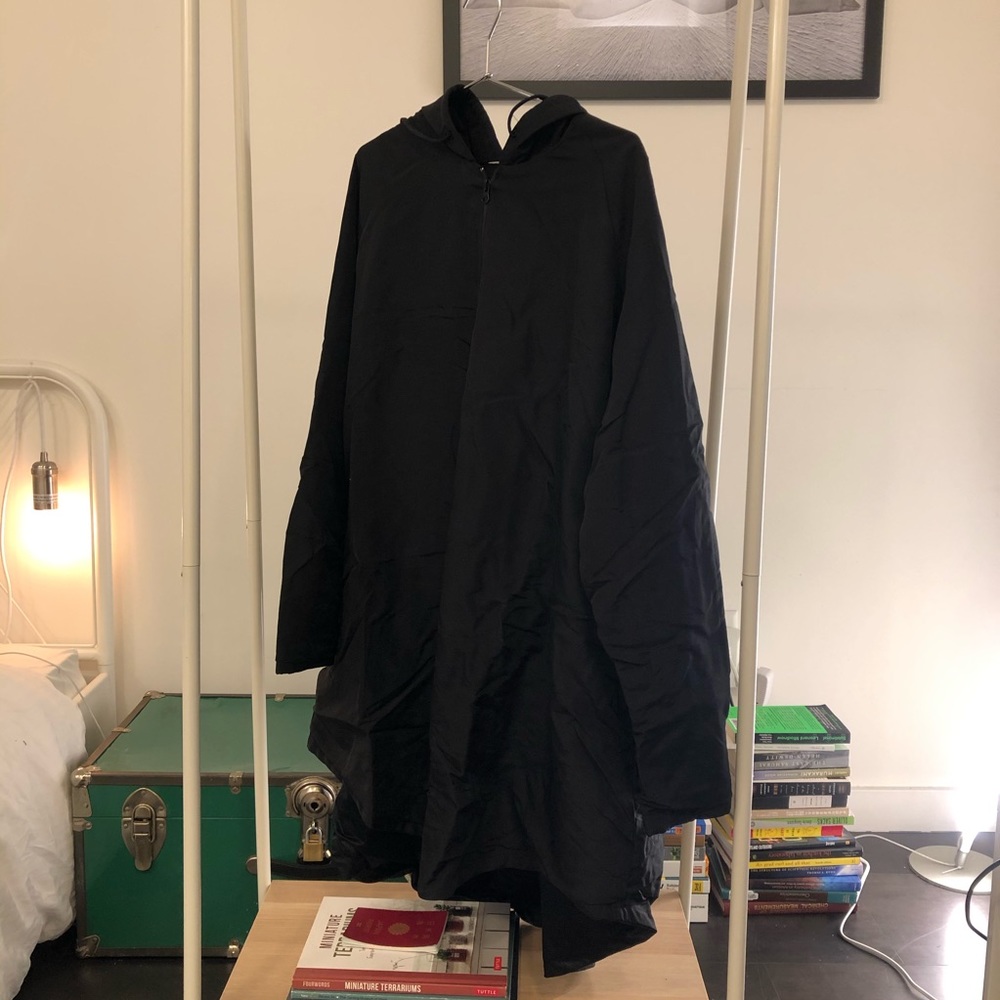 HFLA: Long Street Jacket